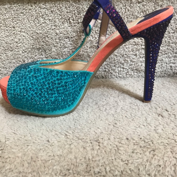 Slammin’ Gianni Bini Spike Heel Stiletto - Picture 2 of 3